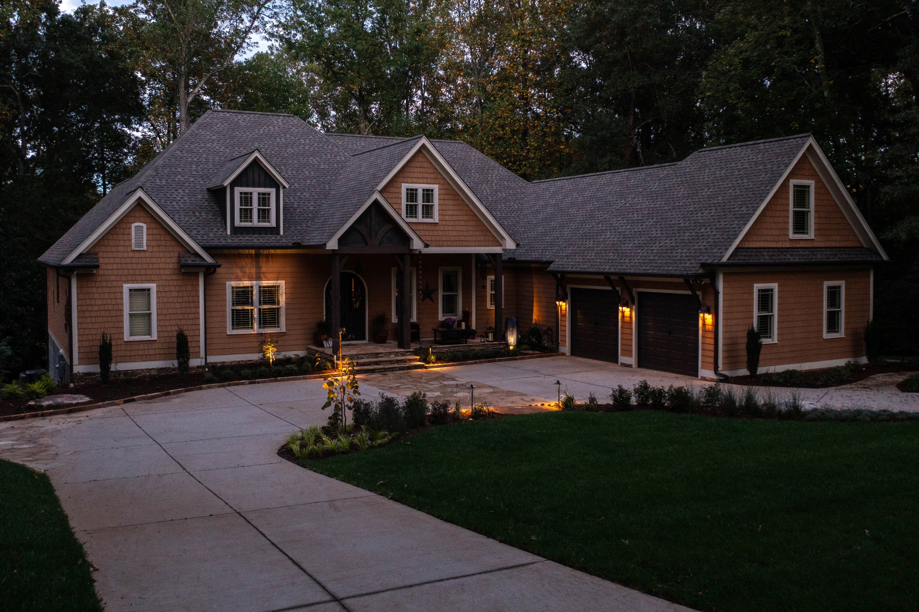 home lighting night landscape entry driveway
